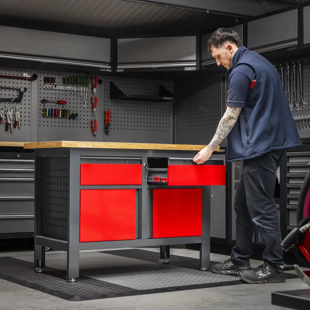 Sealey Workbench with 2 Drawers & 2 Cupboards White Rose Tools