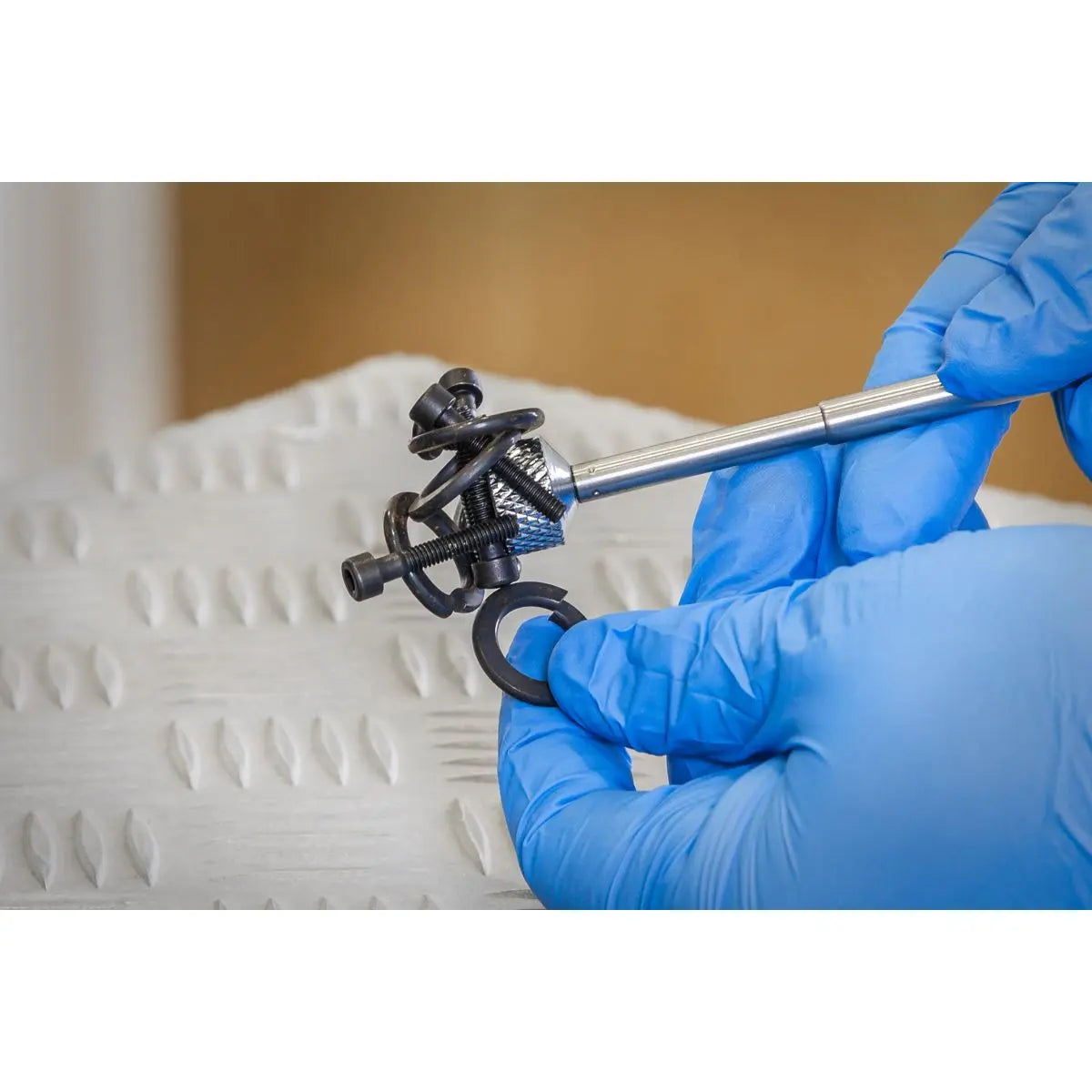 Siegen 3.6kg Heavy Duty Magnetic Pick Up Tool Garage Household Ferrous White Rose Tools