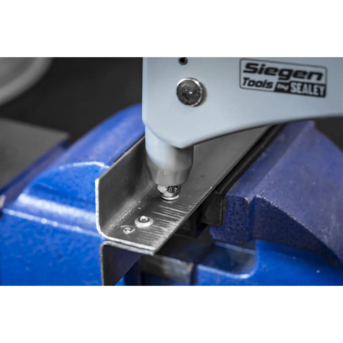 Siegen by Sealey Siegen Hand Riveter White Rose Tools