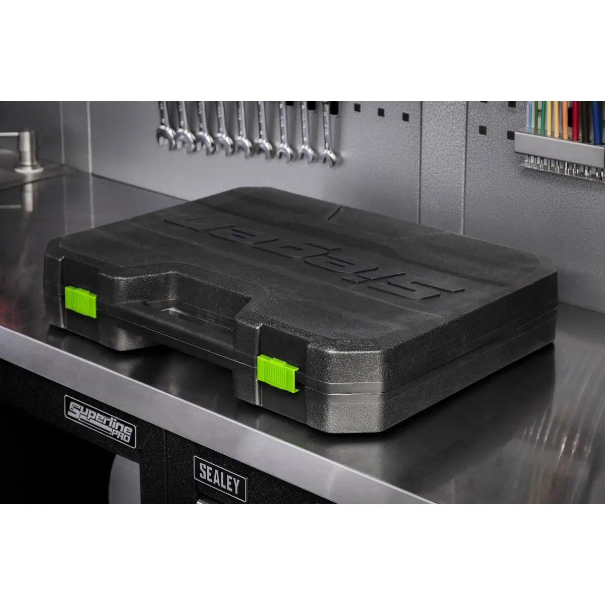 Siegen by Sealey Tool Kit 84 Piece 3/8" Drive Sockets Spanners Screwdrivers Pliers Hacksaw