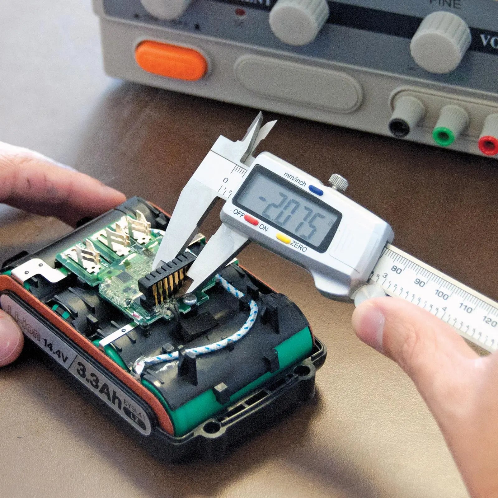 Silverline 0-150mm Digital Vernier Caliper Internal External Depth Measure