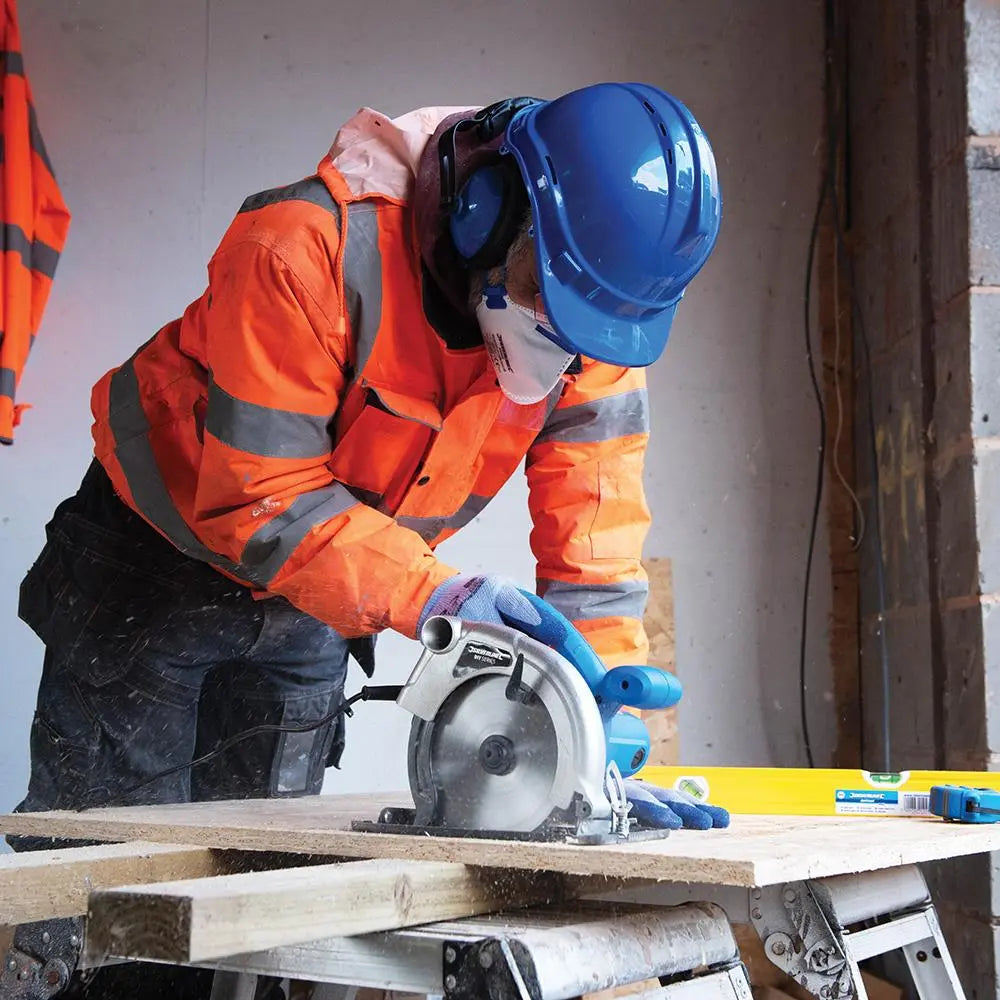 Silverline 1200W Circular Saw 185mm 845135  White Rose Tools