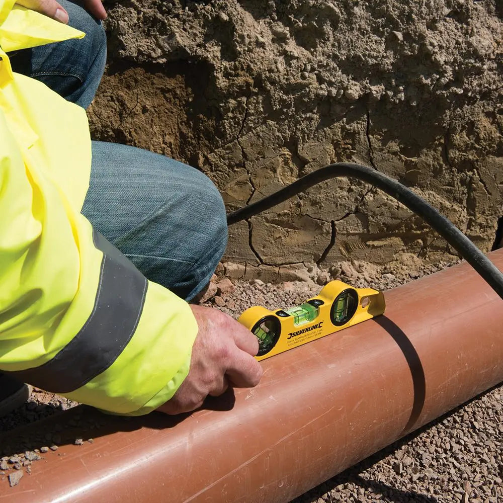 Silverline 250mm Scaffolders Spirit Level with Magnetic Base