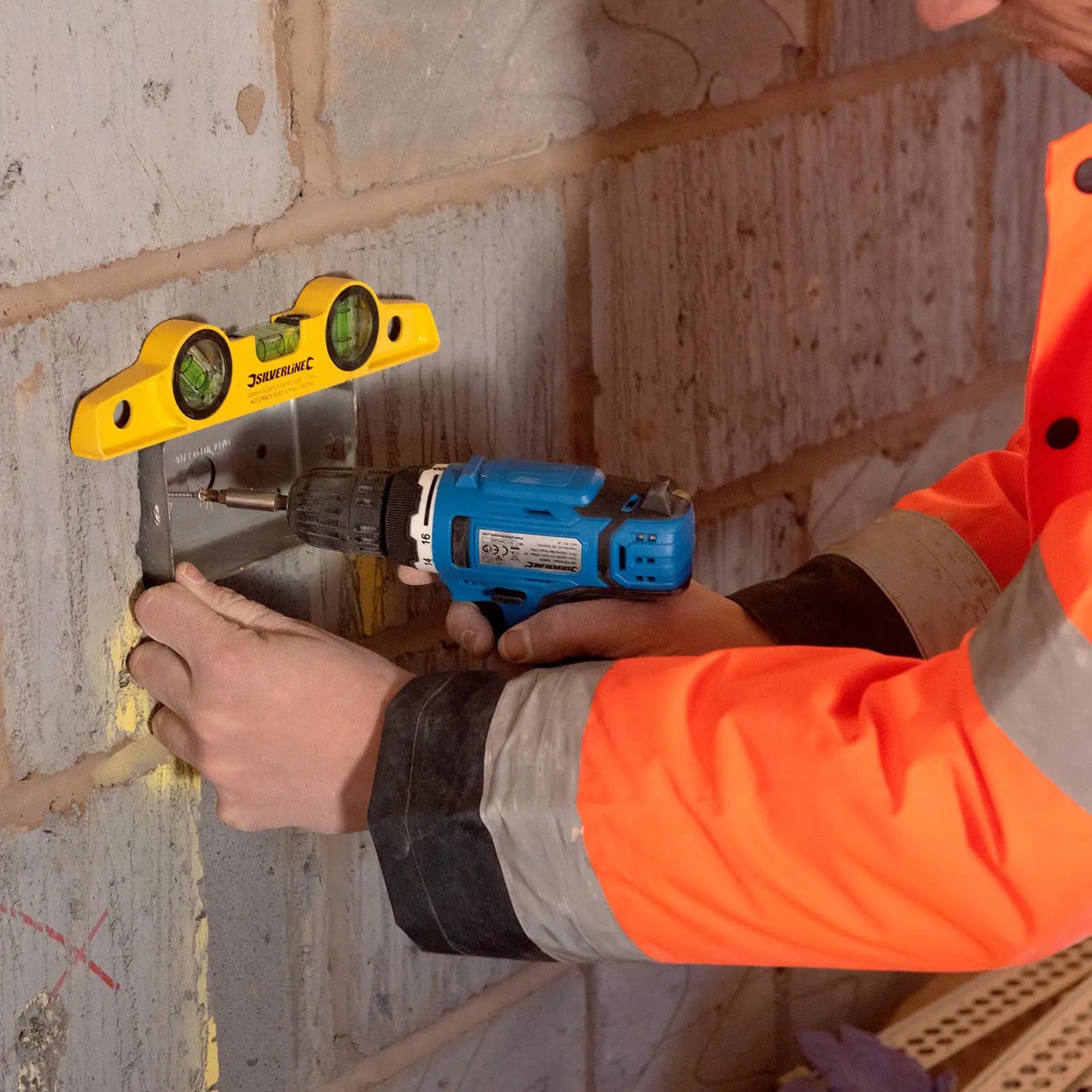 Silverline 250mm Scaffolders Spirit Level with Magnetic Base