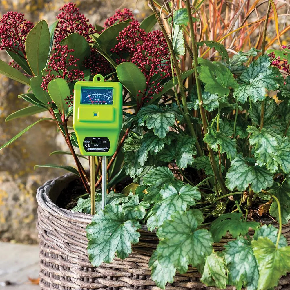 Silverline 3 in 1 Soil Tester Plant Moisture Light PH Acid Solar Powered