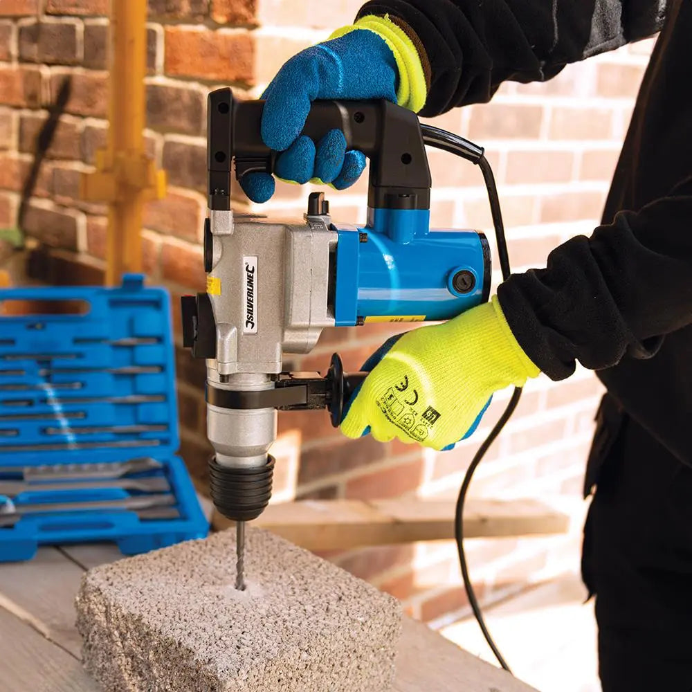 Silverline 850W SDS Plus Hammer Drill 633821 White Rose Tools