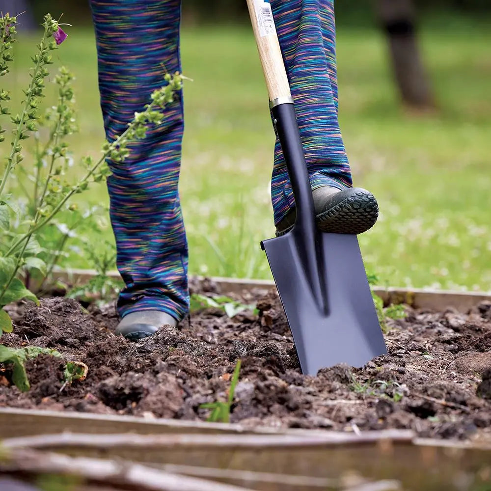 Silverline Digging Spade 1100mm GT35  White Rose Tools