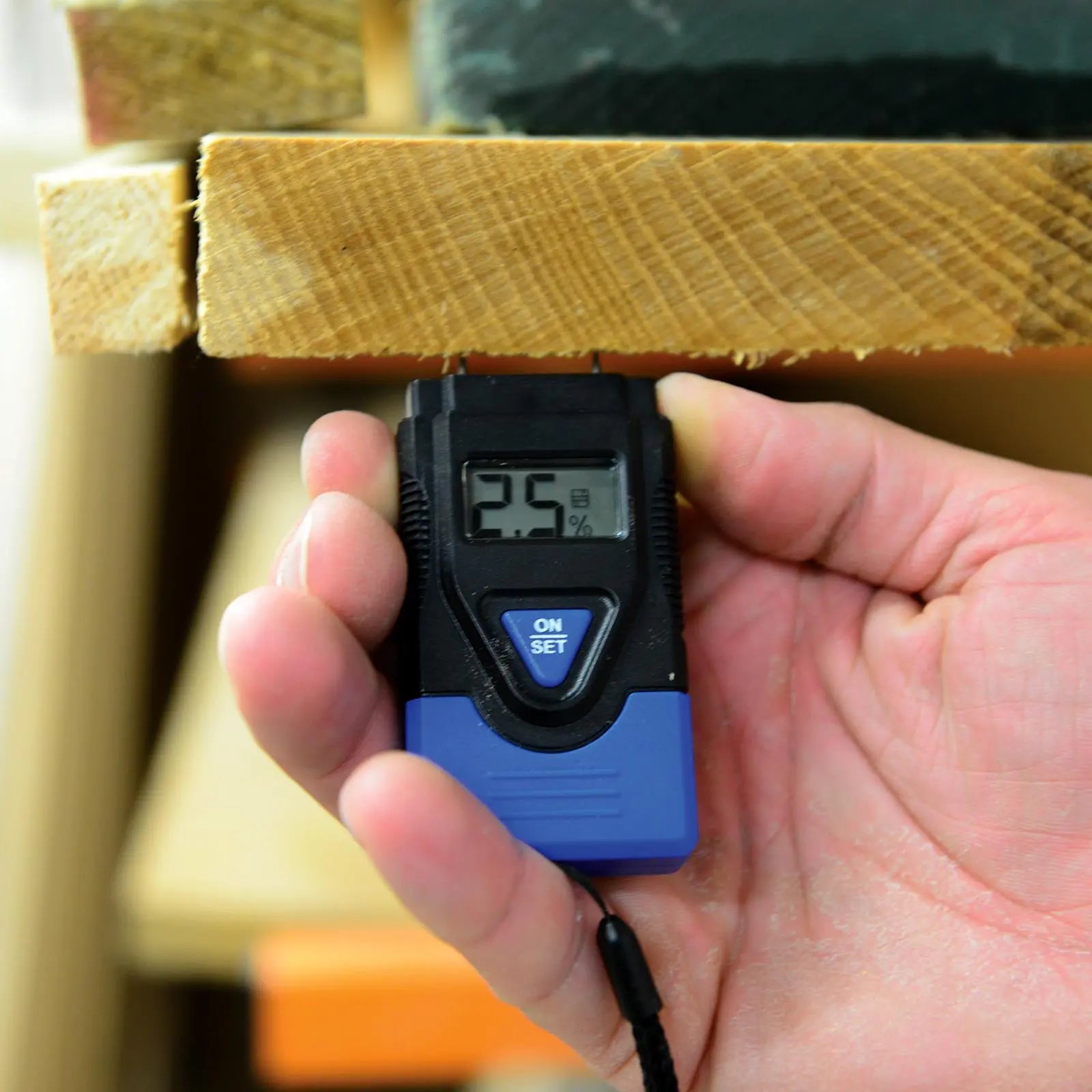 Silverline Digital Moisture Meter Wood Plaster Concrete House Caravan