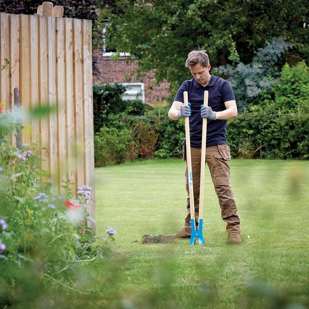 Silverline Post Hole Digger 1560mm GT41  White Rose Tools