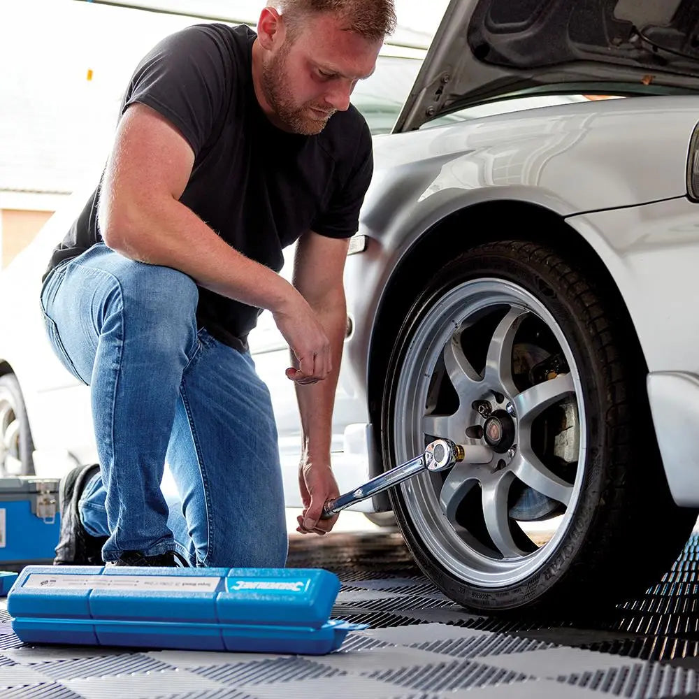 Silverline Torque Wrench 3/8" Drive Reversible Ratchet 1/4" Adaptor Extension Bar