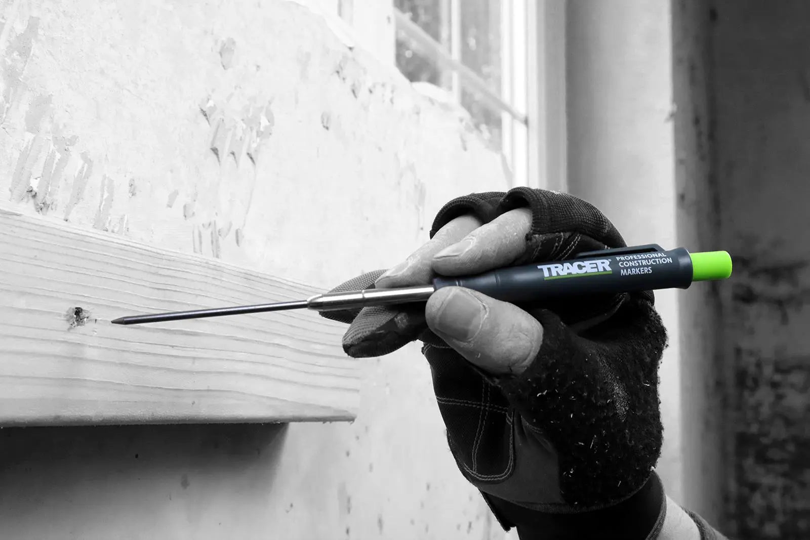 TRACER Deep Hole Pencil Marker with ALH1 6 Replacement Leads with Site Holster