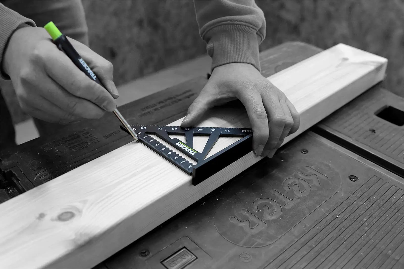 TRACER Metric Speed Square 110mm White Rose Tools