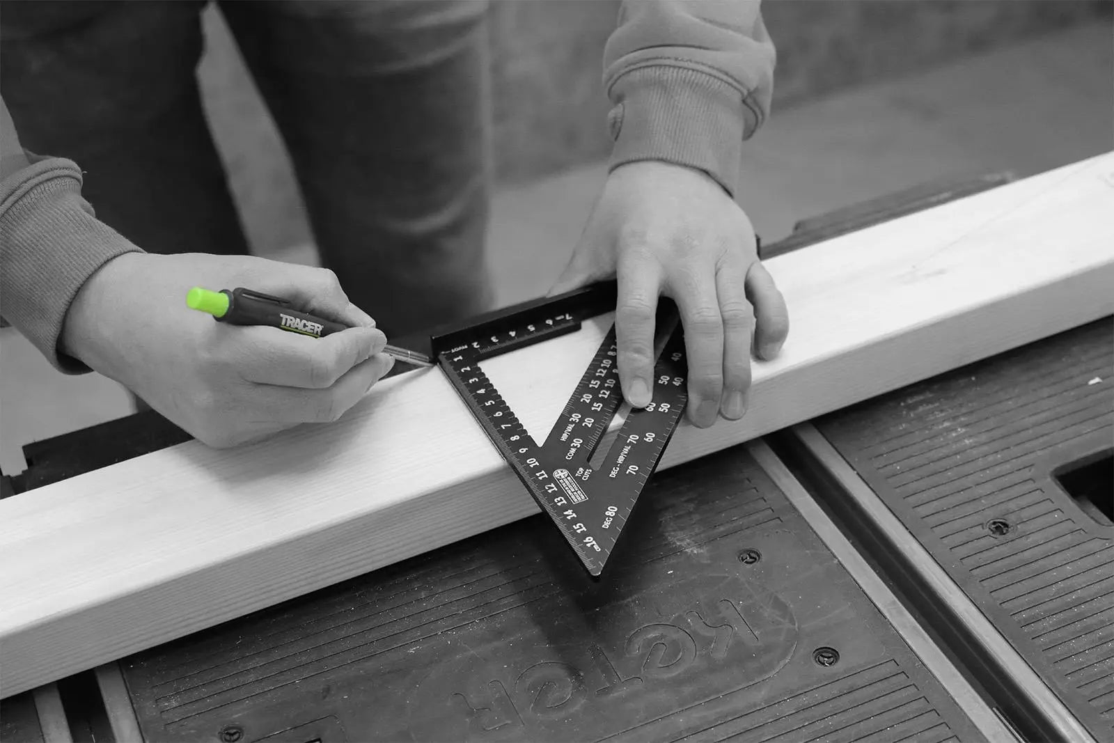 TRACER Metric Speed Square 175mm White Rose Tools