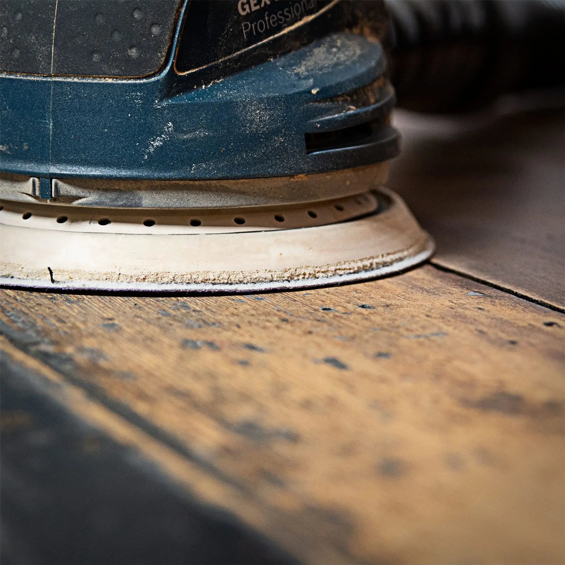 Trend Aluminium Oxide Random Orbital Sanding Disc 120 Grit 125mm 50Pc AB/125/120A/B White Rose Tools