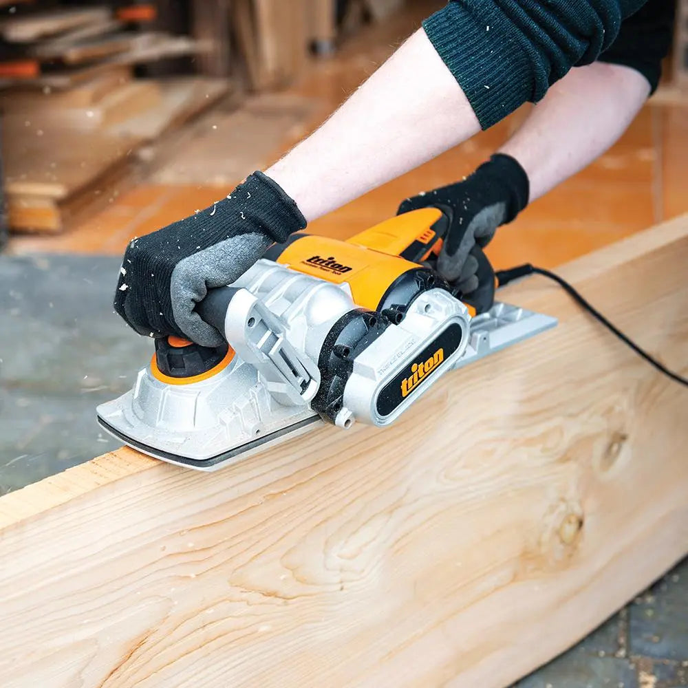 Triton 1800W Triple Blade Planer 180mm TPL180B 982168  White Rose Tools