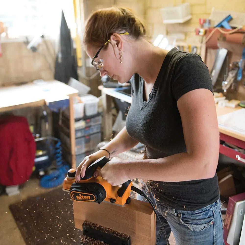 Triton 450W Mini Planer 60mm TMNPL 516283  White Rose Tools