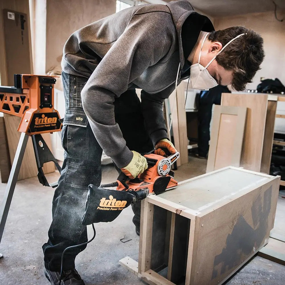 Triton 750W Unlimited Rebate Planer 82mm TRPUL 837520  White Rose Tools