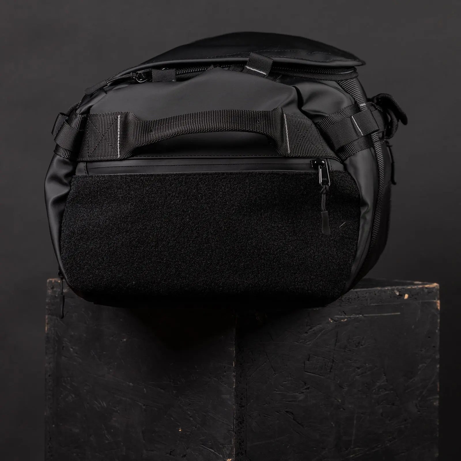 Velocity 40L Duffel Gym Travel Bag - Shadow Black DB-40  White Rose Tools