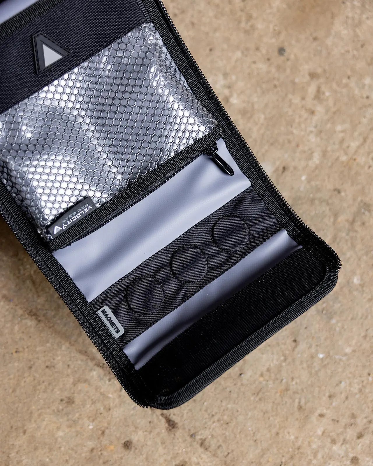 Velocity Rogue 20M Meter Bag Shadow Black Connect Compatible SB-20M-B  White Rose Tools