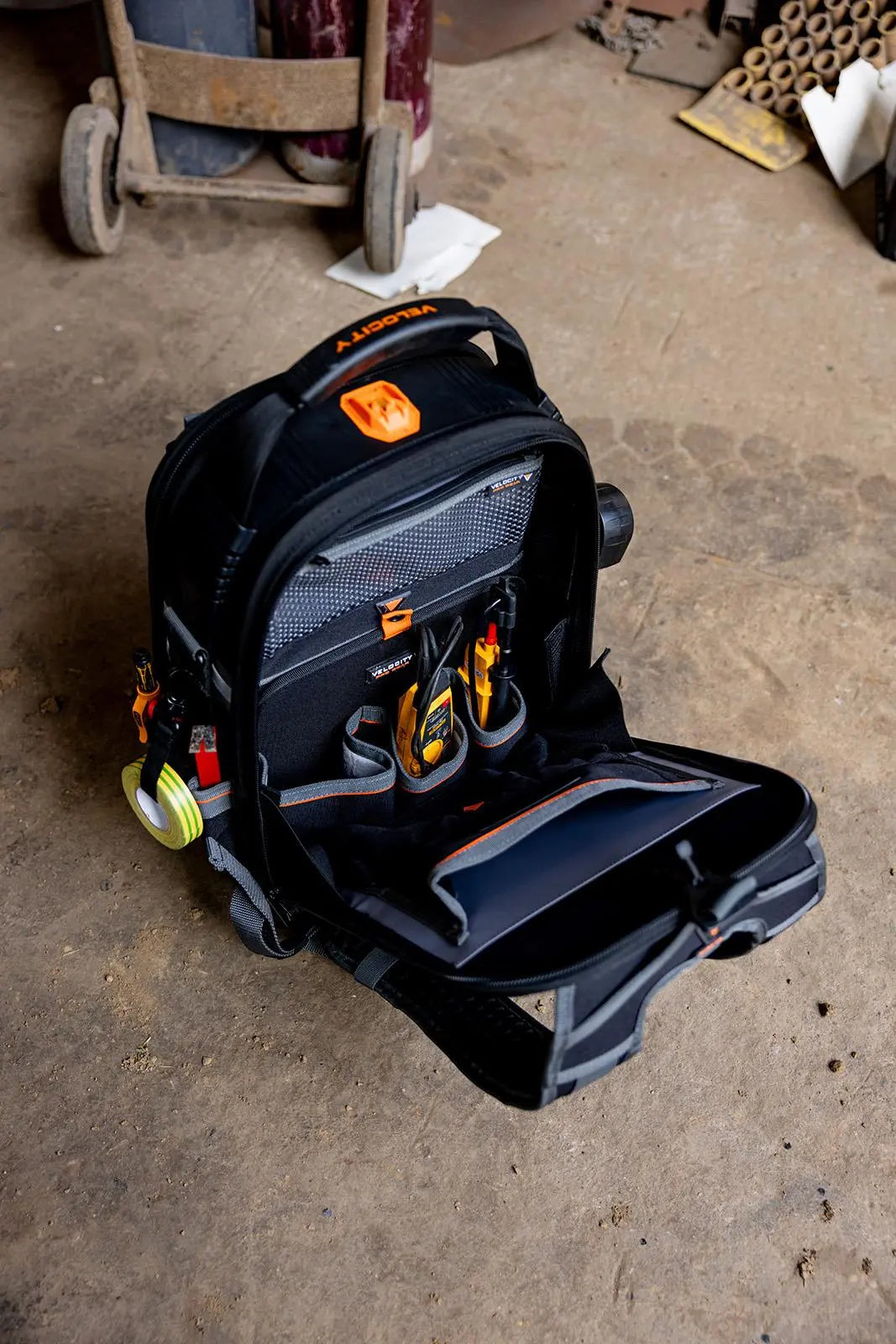 Velocity Rogue 50 Backpack Black Connect Compatible BP-50-B-C White Rose Tools