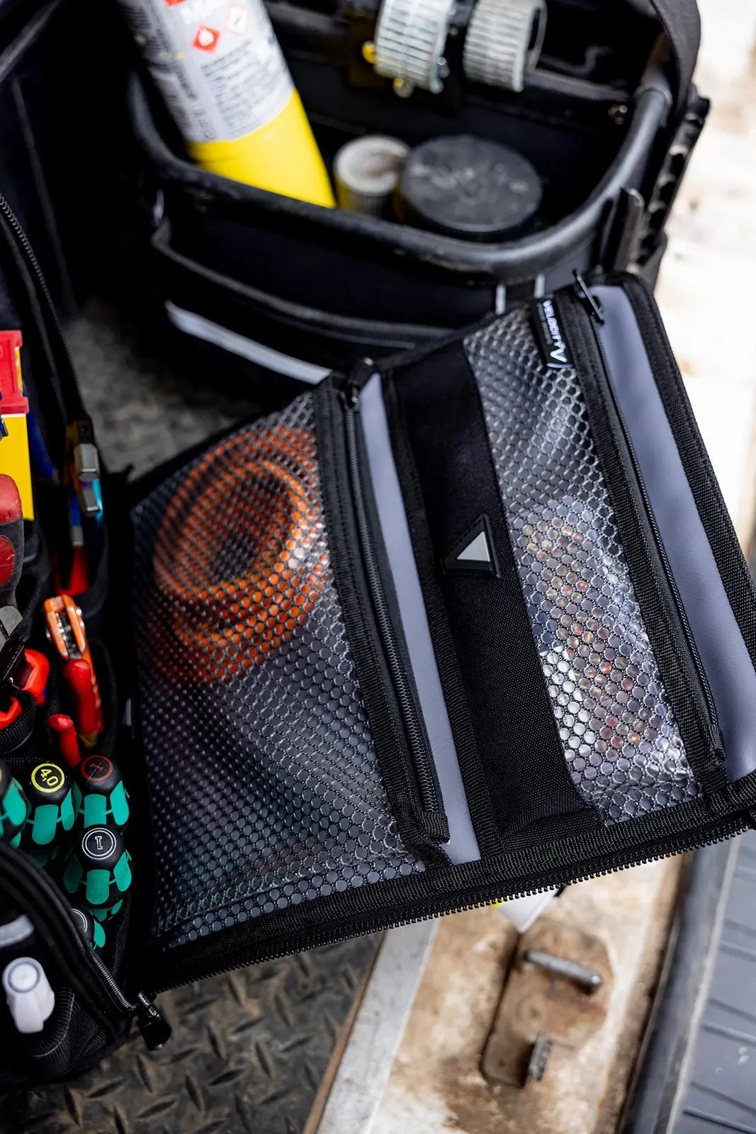 Velocity Rogue 90 Service Bag Shadow Black Connect Compatible SB-90-B White Rose Tools