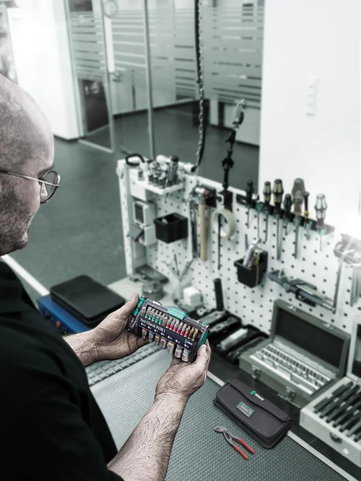 Wera Screwdriver Bits Bit Holder Pliers and Socket Set Tool Check Combi 1 40 Pieces White Rose Tools