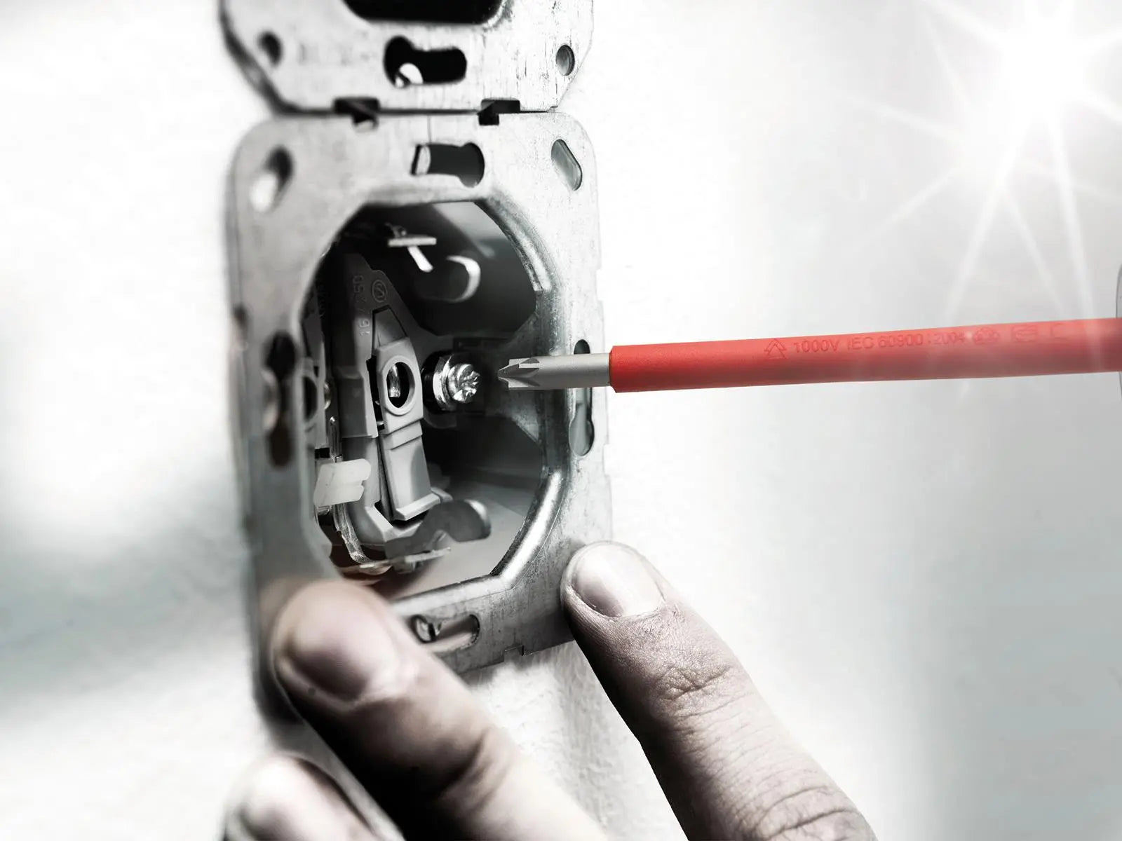 Wera VDE Screwdriver Set Slim Kraftform Plus Series 100 2 Piece 165 iS PZ/S Pozi Slotted