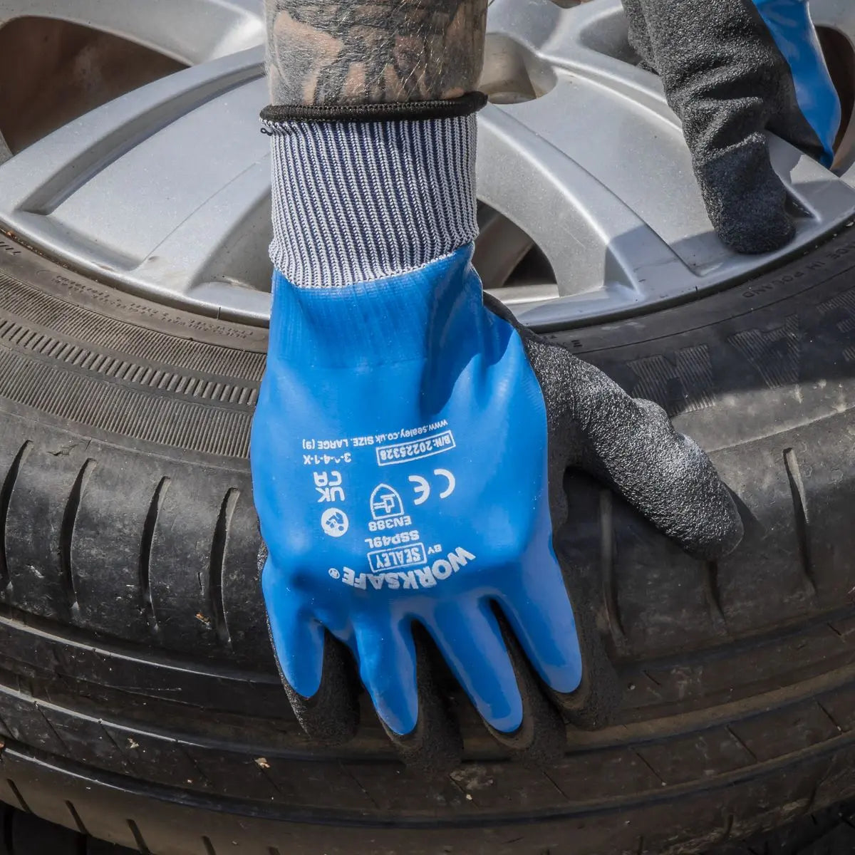 Worksafe by Sealey Waterproof Latex Gloves - (Large) - Box of 120 Pairs White Rose Tools