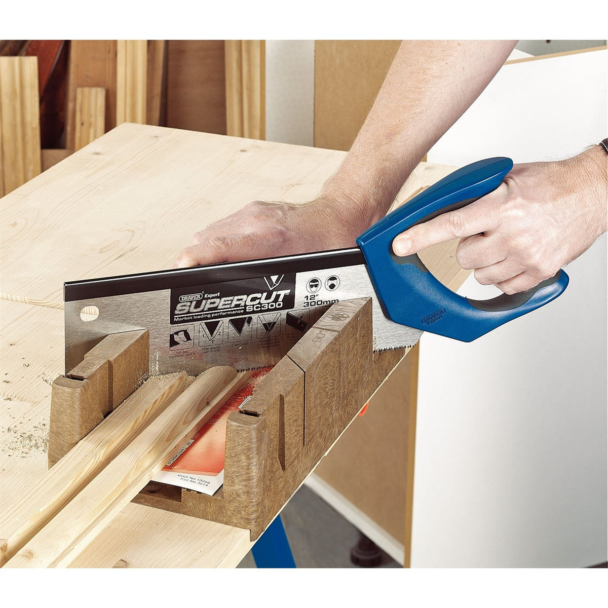 Draper Expert Supercut® Soft Grip Hardpoint Tenon Saw 300mm/12" 11tpi/12ppi 49280 White Rose Tools