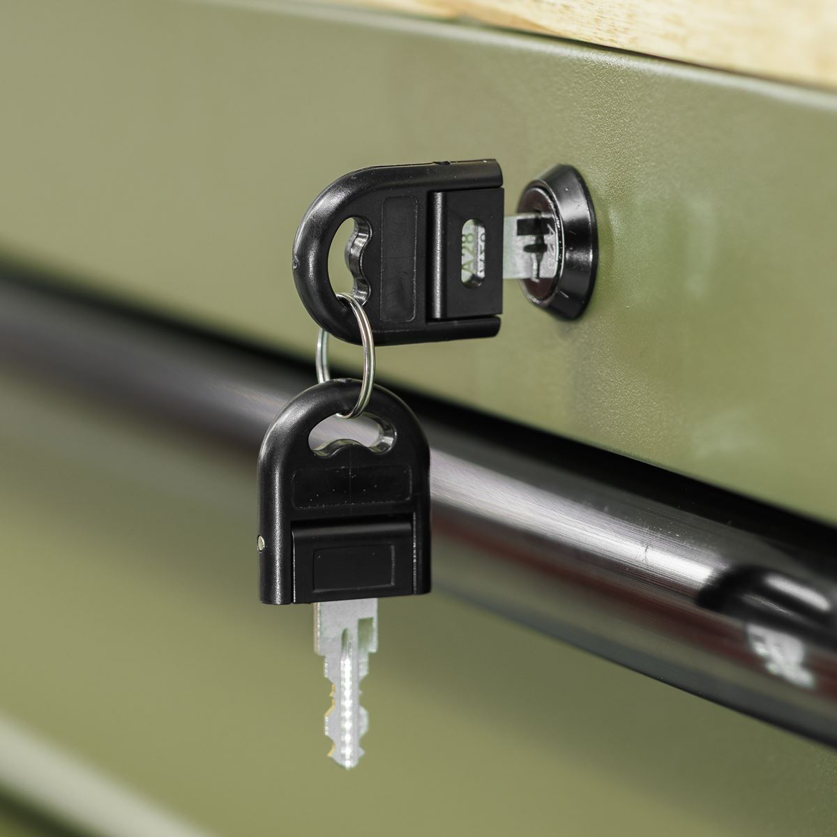 Sealey Superline PRO® Mobile Trolley with Wooden Worktop & Power Bar 10 Drawer 1320mm - White Rose Tools