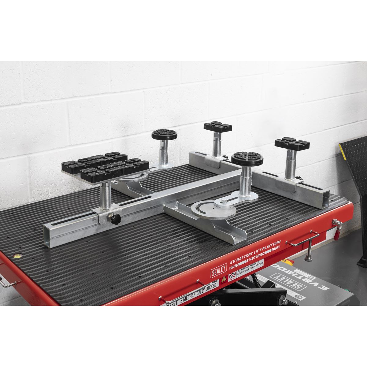 Sealey Lifting Platform Engines Transmissions Adaptor White Rose Tools