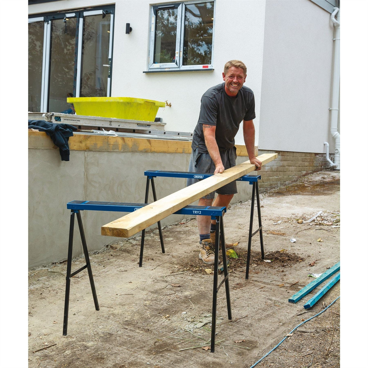 Draper Pair of Fold Down Trestles 1000 x 780mm 52072 White Rose Tools