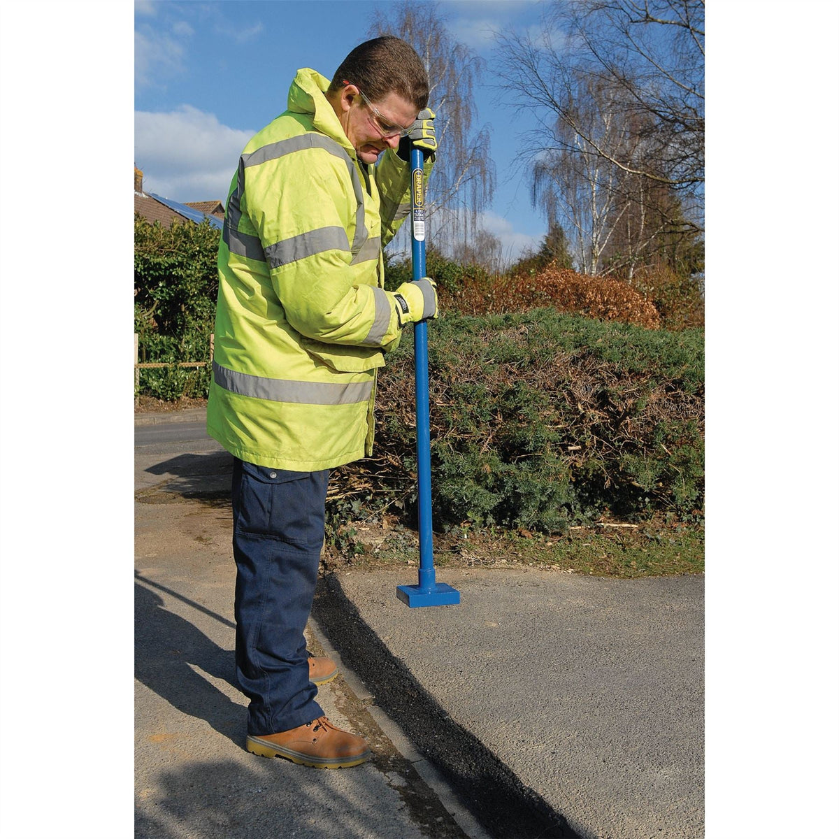 Draper Expert Tarmac Tamper with Steel Shaft 4.5kg 64379 White Rose Tools