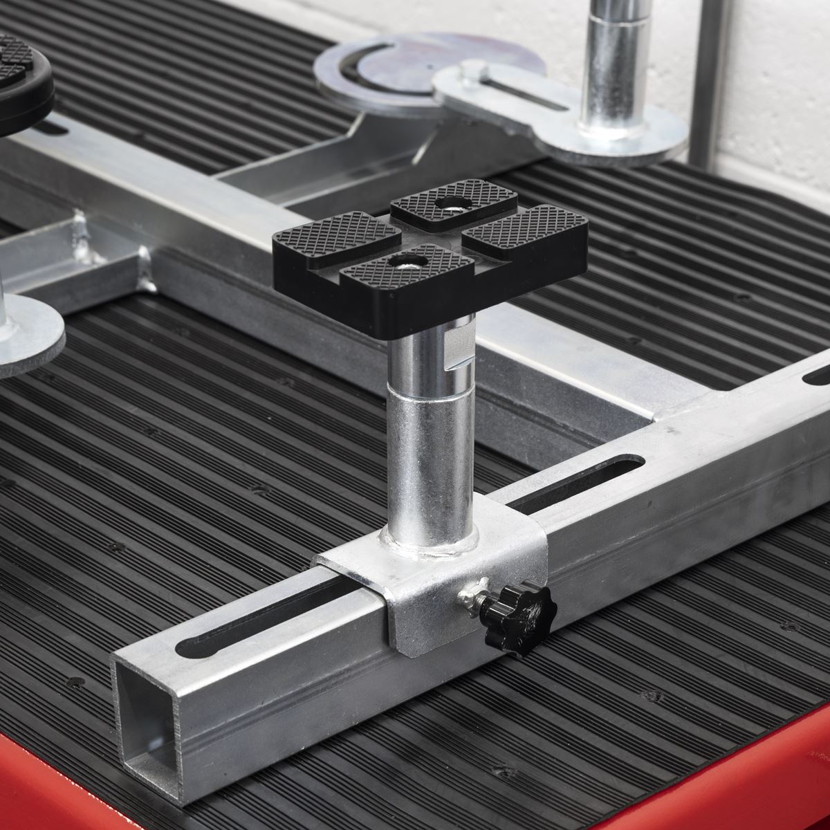 Sealey Lifting Platform Engines Transmissions Adaptor White Rose Tools