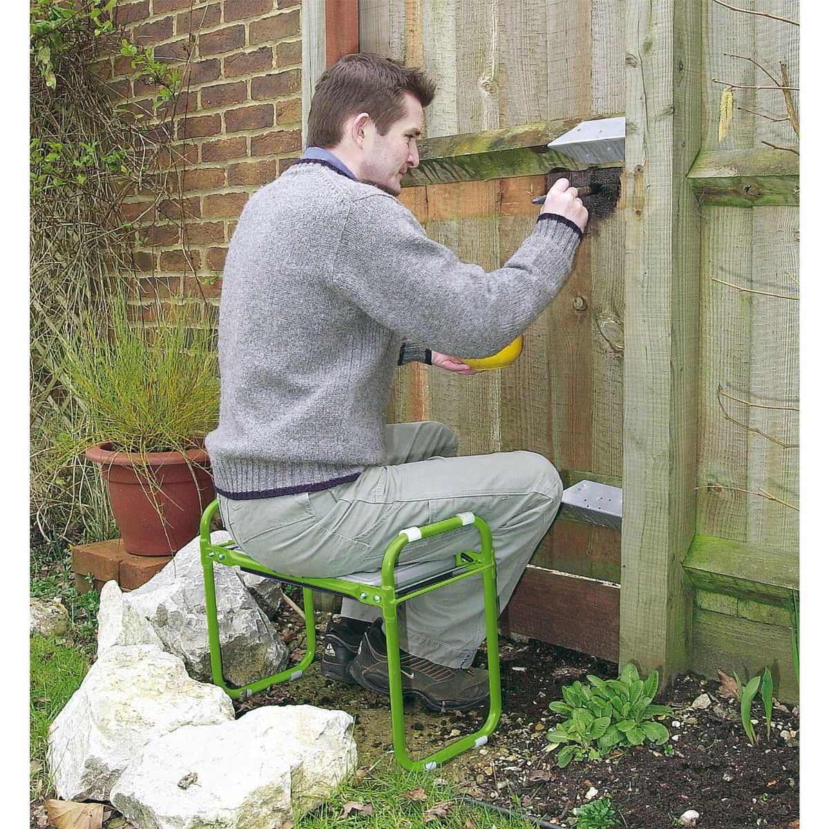 Draper Folding Garden Kneeler and Seat 64970 White Rose Tools