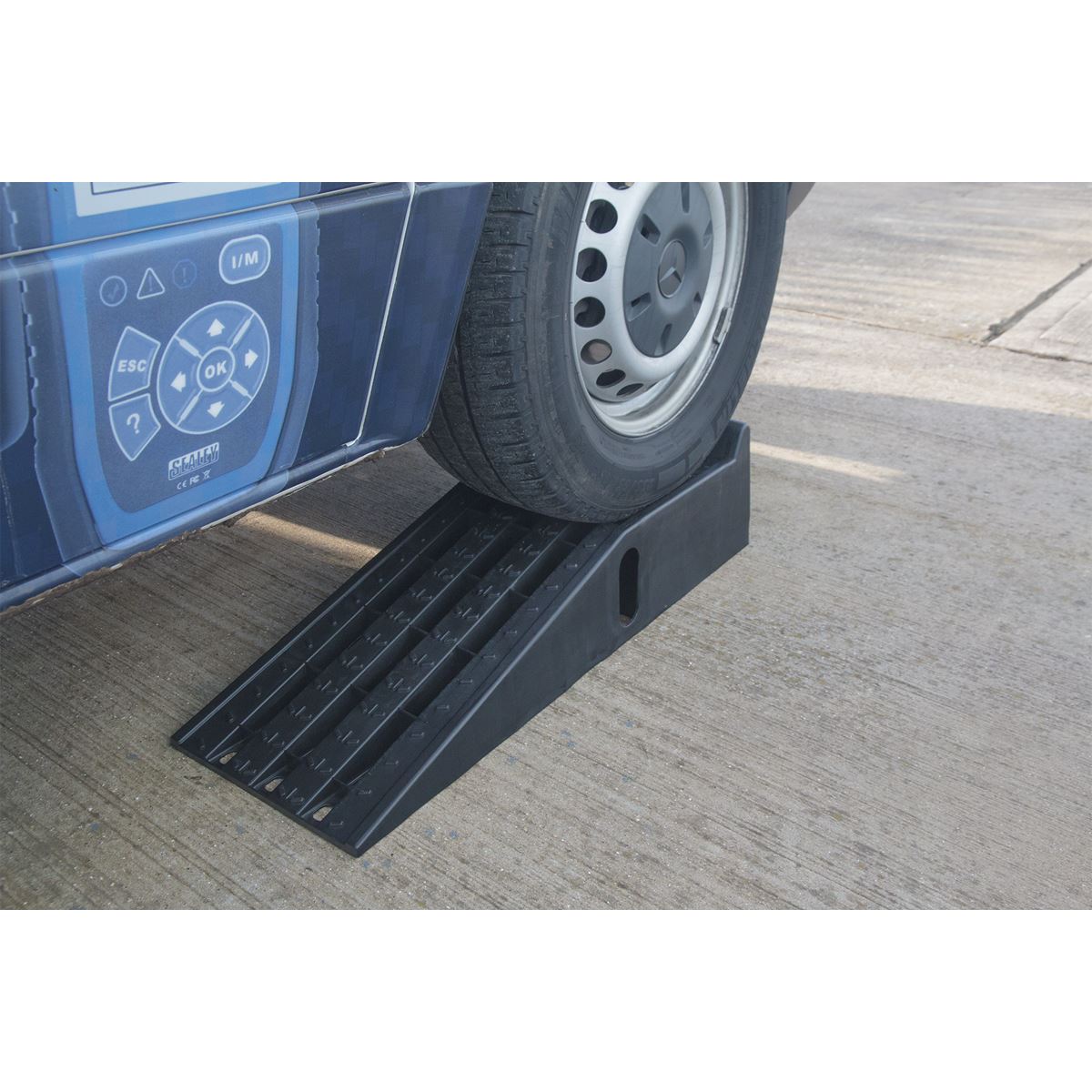 Sealey Car Ramps 1.5 Tonne Capacity per Ramp 3 Tonne Capacity per Pair