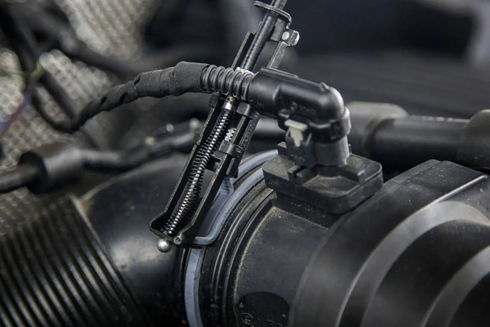 BlueSpot Flexible Long Reach Hose Clamp Pliers 18-54mm 630mm Flexible Cable