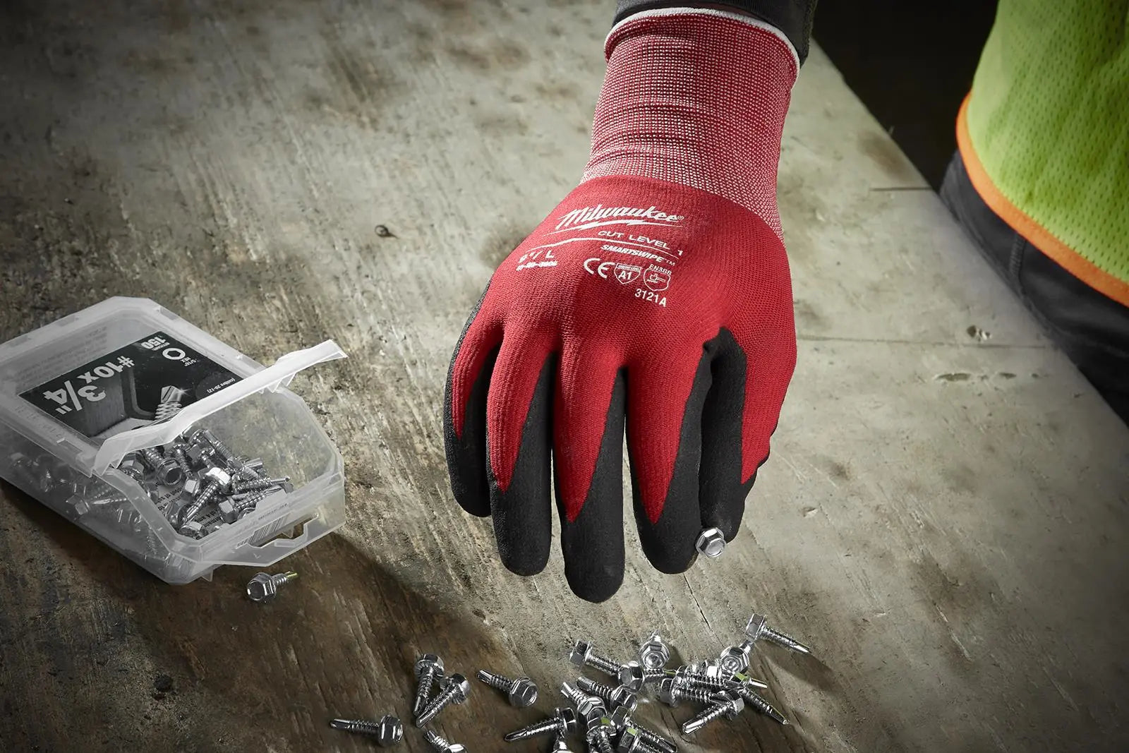 Milwaukee Safety Gloves Cut Level 1/A Dipped Glove Size 9 / L Large