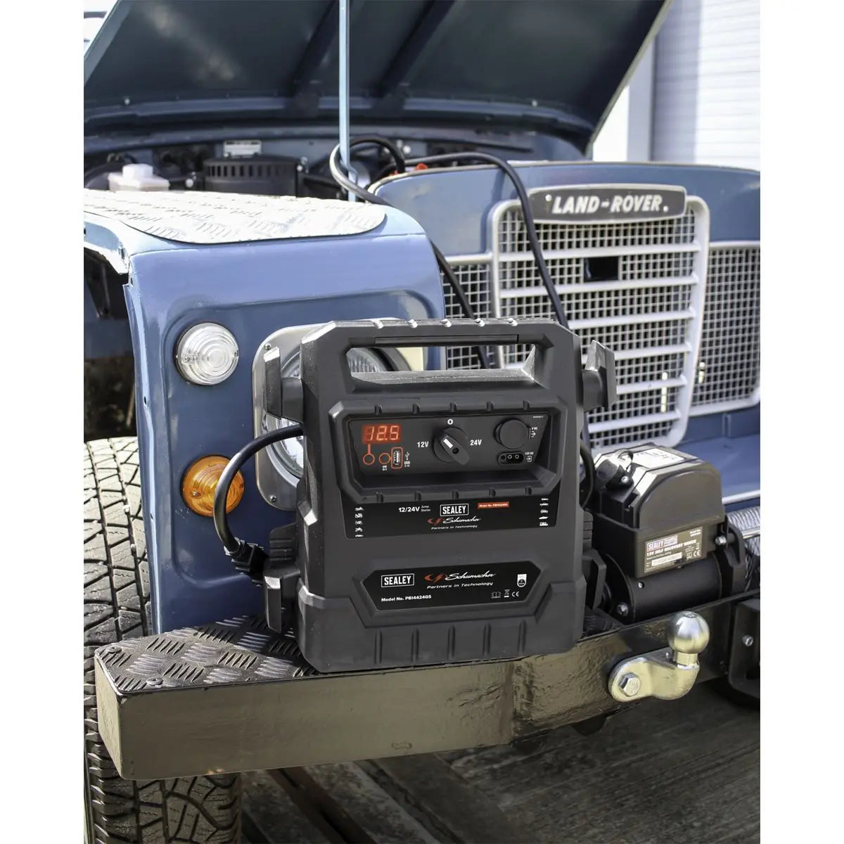 Sealey Schumacher Schumacher® RoadStart® Emergency Jump Starter 12/24V 4600 Peak Amps - DEKRA Approved