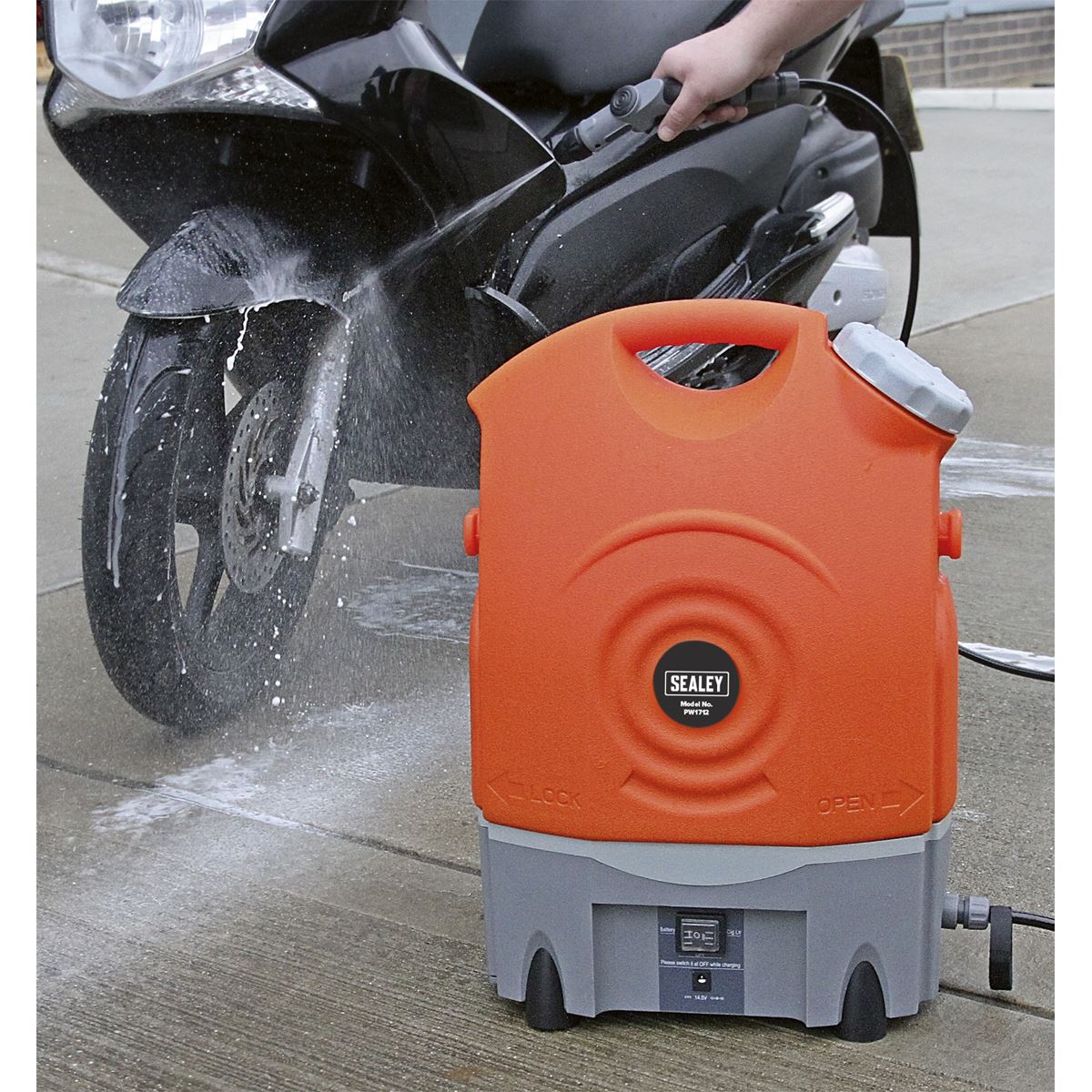 Sealey Pressure Washer 12V Rechargeable