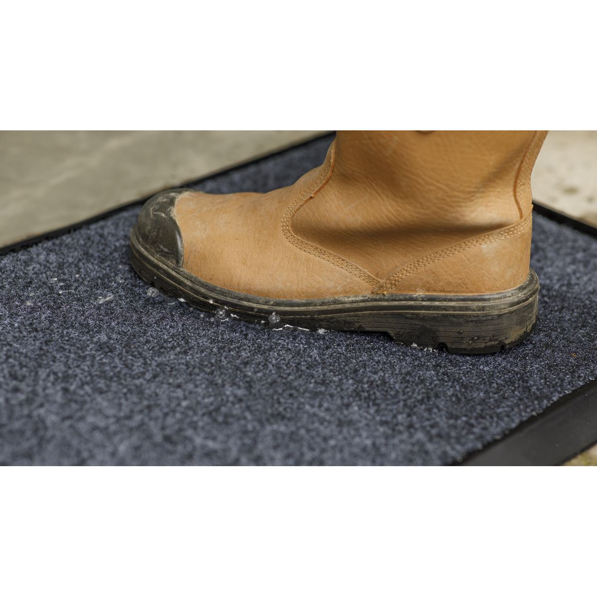 Sealey Rubber Disinfection Mat With Removable Polyester Carpet 450 x 750mm