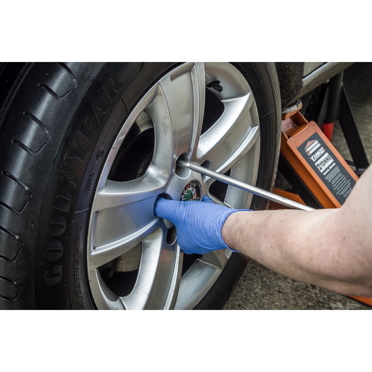 Sealey Premier WheelEazy™ Wheel Fitting & Alignment Tool