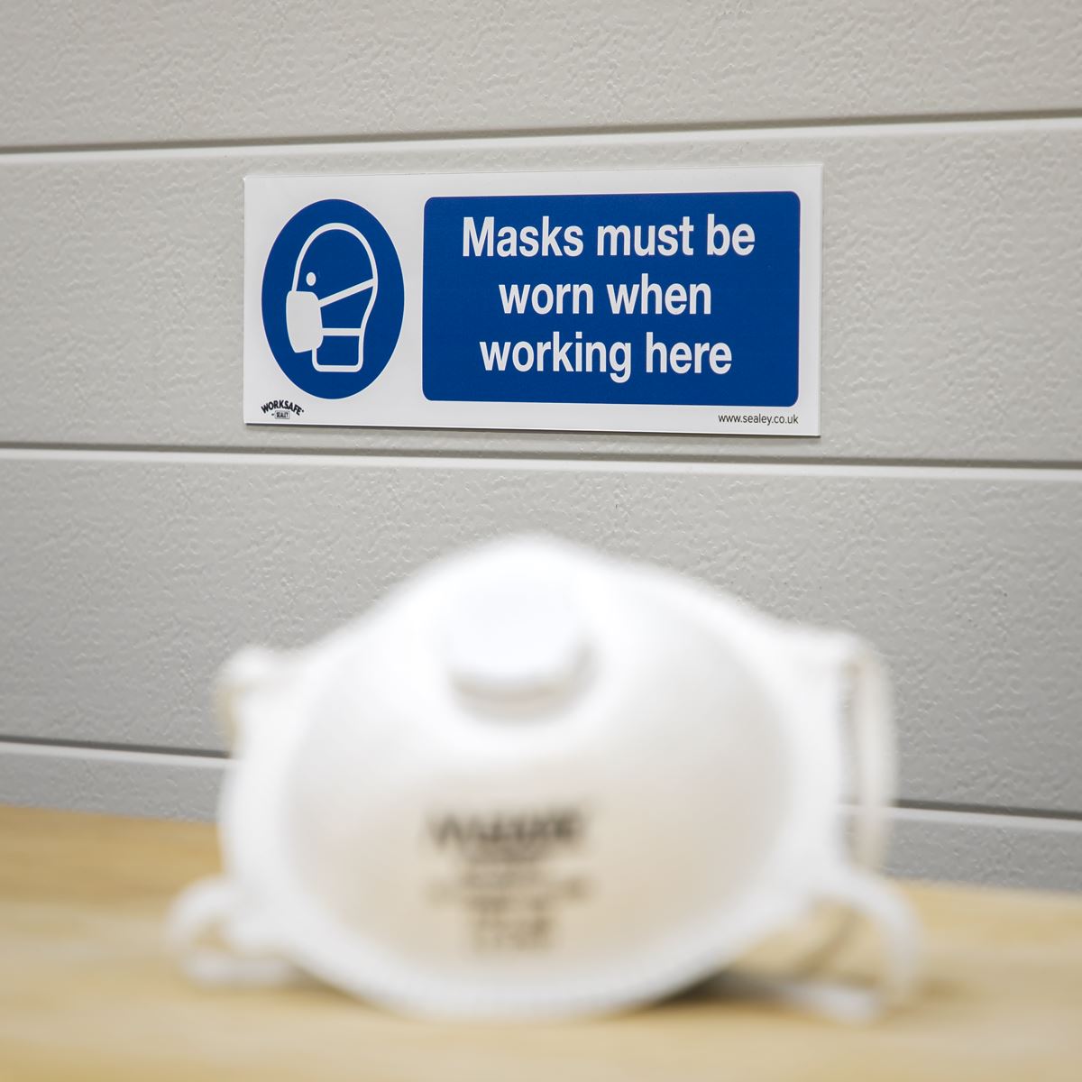 Worksafe by Sealey Mandatory Safety Sign - Masks Must Be Worn - Self-Adhesive Vinyl - Pack of 10