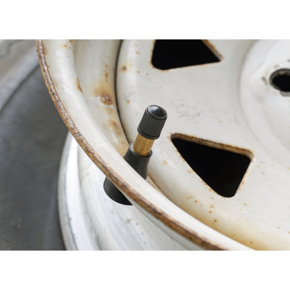 Sealey Tyre Valve Tubeless Snap-in Type TR413 Pack of 100 