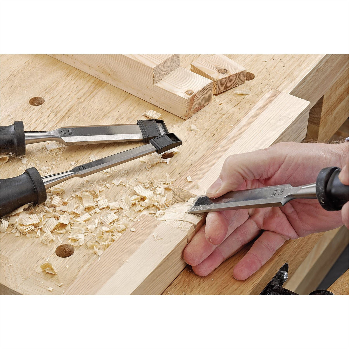 Draper Soft Grip Bevel Edge Wood Chisel Set (4 Piece) 83351  White Rose Tools