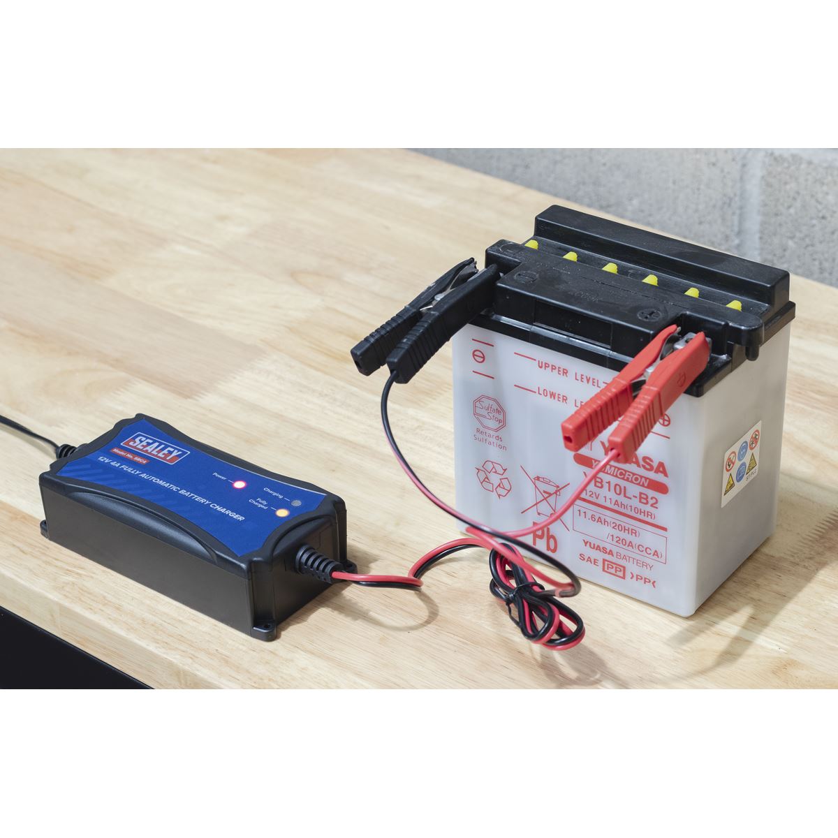 Sealey Battery Maintainer Charger 12V 4A Fully Automatic 