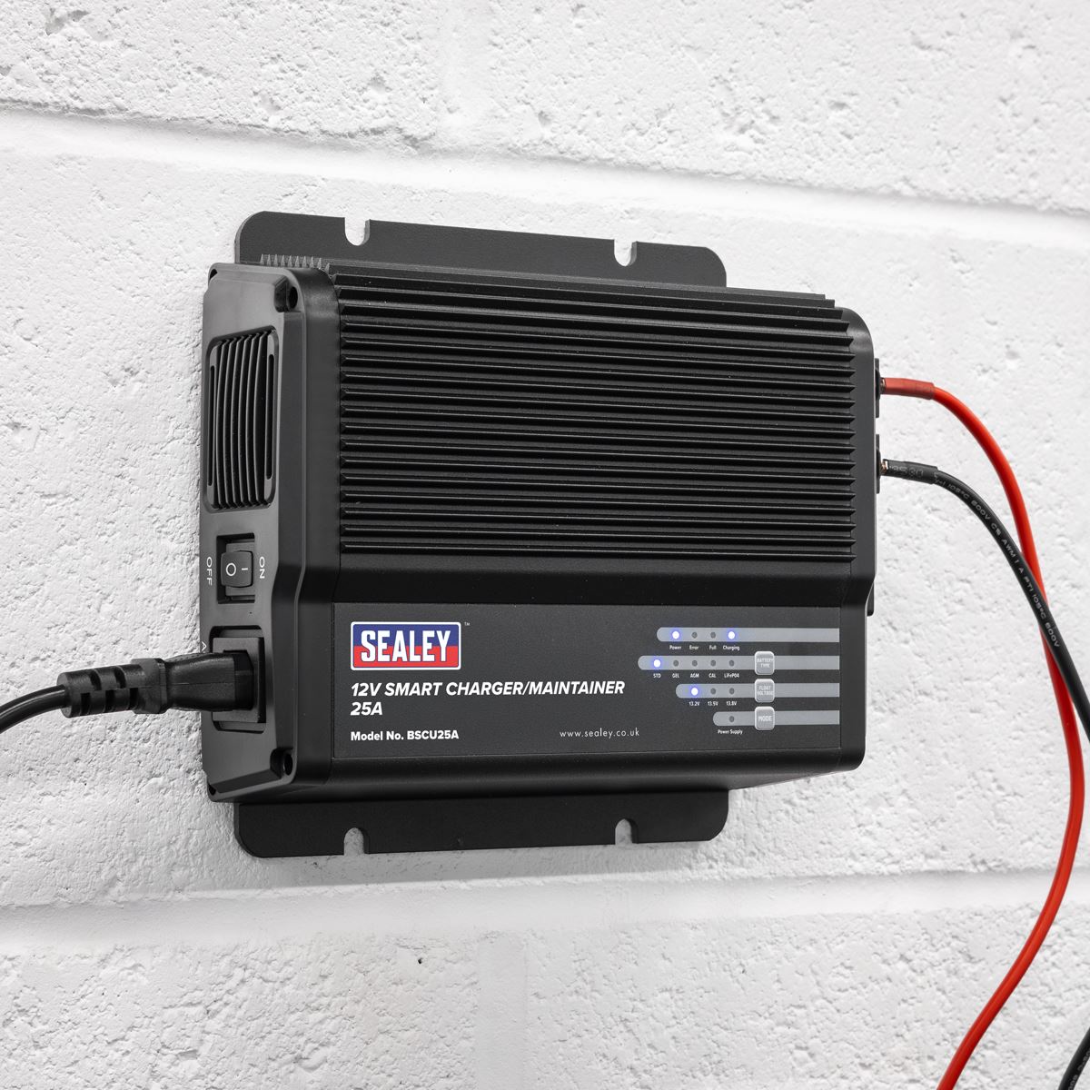 Sealey 12V Smart Charger/Maintainer 25A