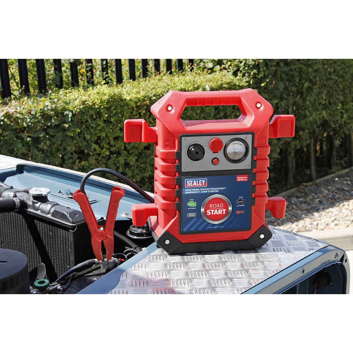 Sealey RoadStart® Emergency Jump Starter 12/24V 3000/1500 Peak Amps 