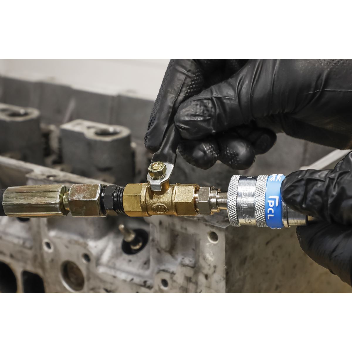 Sealey Diesel Injector Puller Pneumatic  White Rose Tools