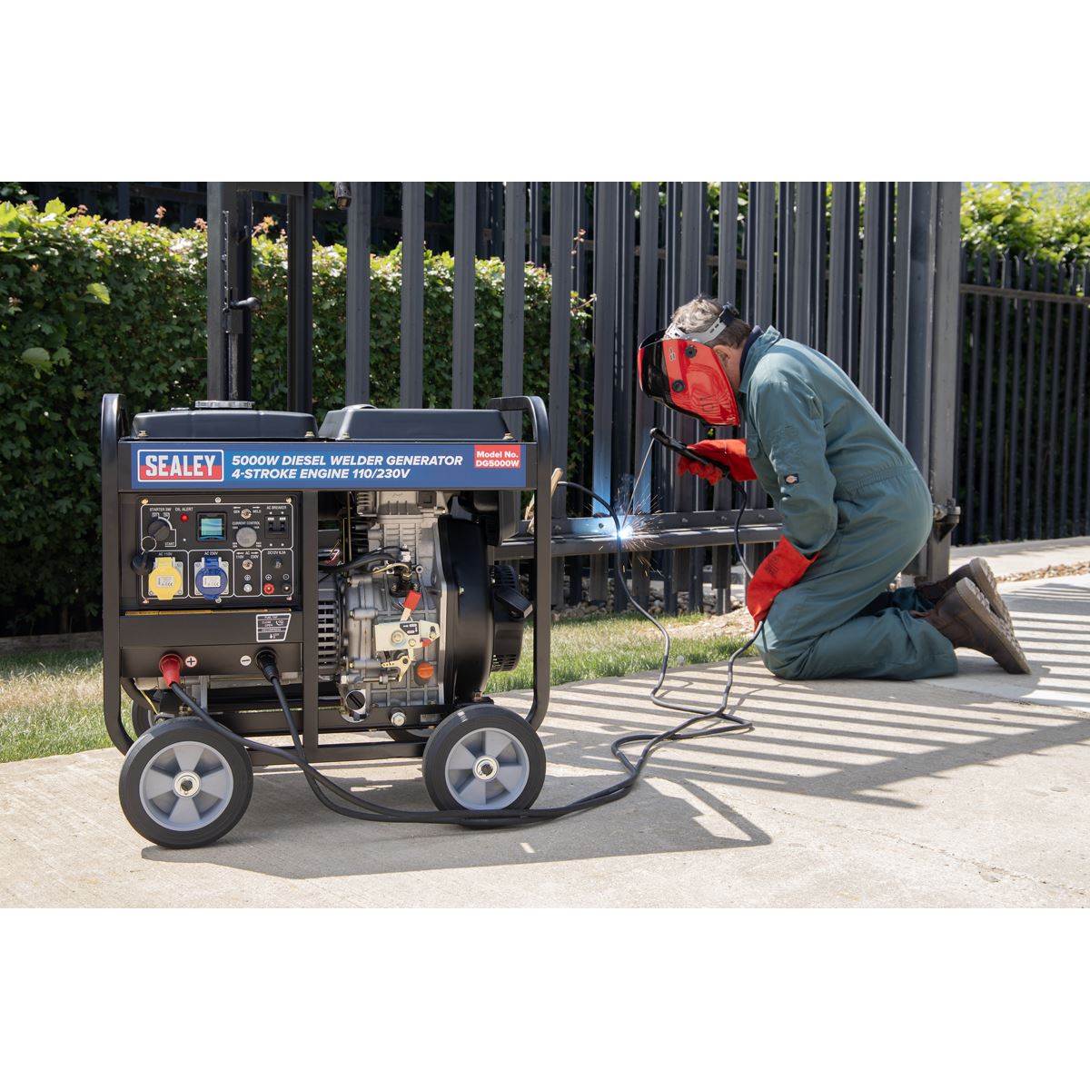 Sealey 5000W Diesel Welder Generator 4-Stroke Engine 110/230V  White Rose Tools